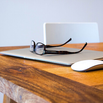 Stylowe krzesła do nowoczesnej restauracji: Jak wybrać idealne meble, które podkreślą unikalny charakter Twojego lokalu